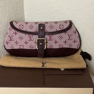 Louis Vuitton Monogram Mini Lin Pouch